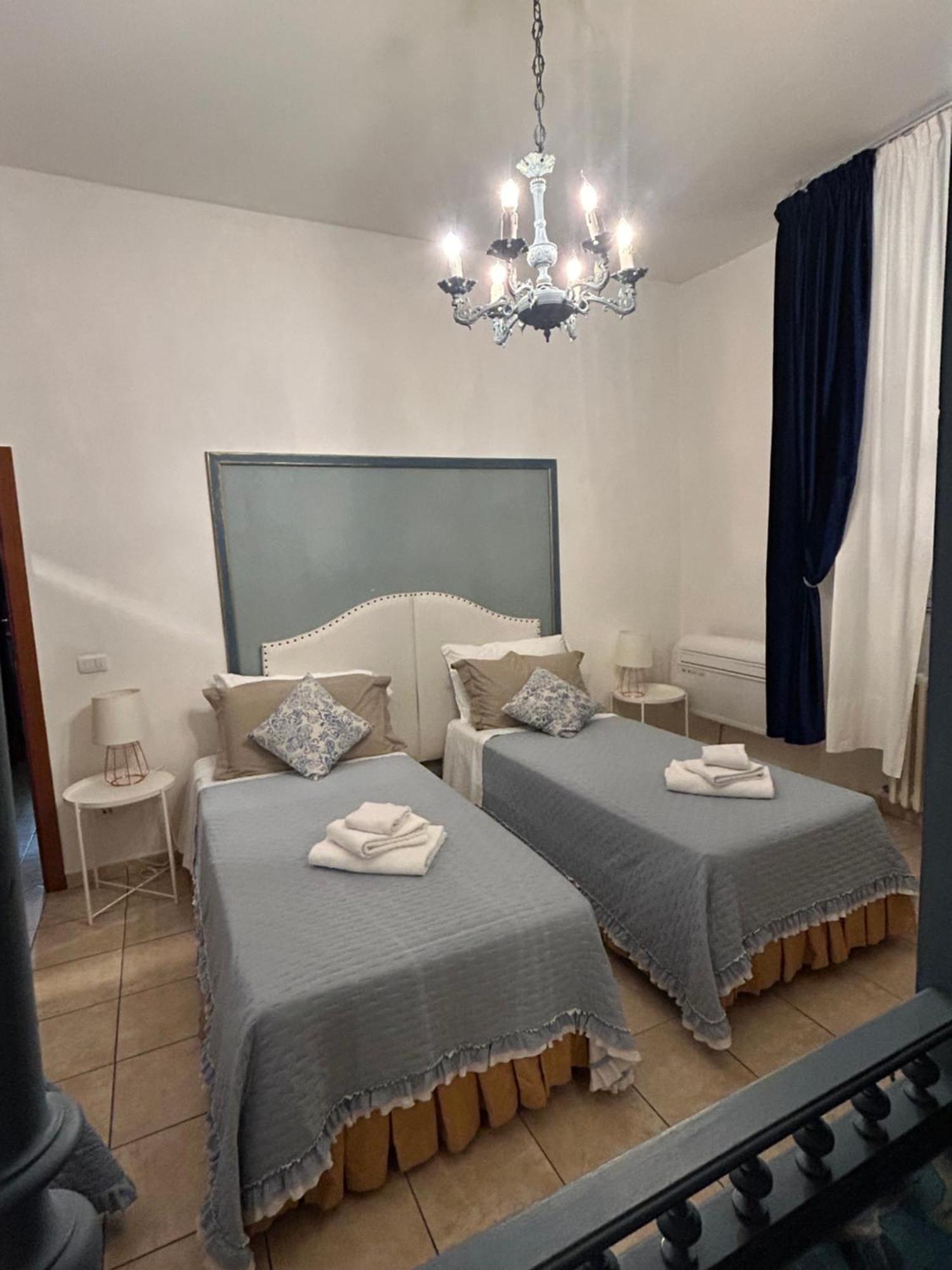 B&B Le Camere Di Livia Siena Eksteriør billede