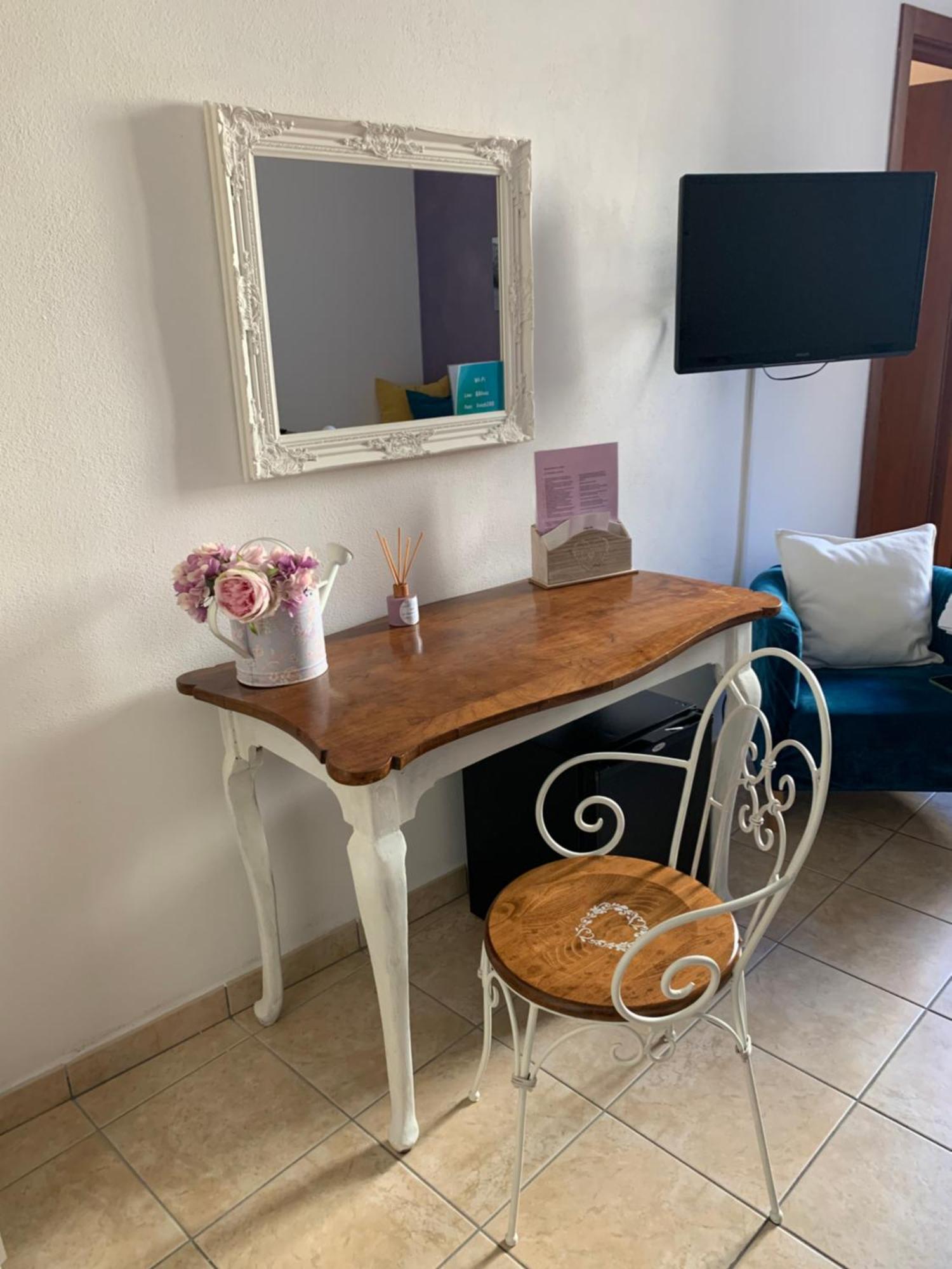 B&B Le Camere Di Livia Siena Eksteriør billede