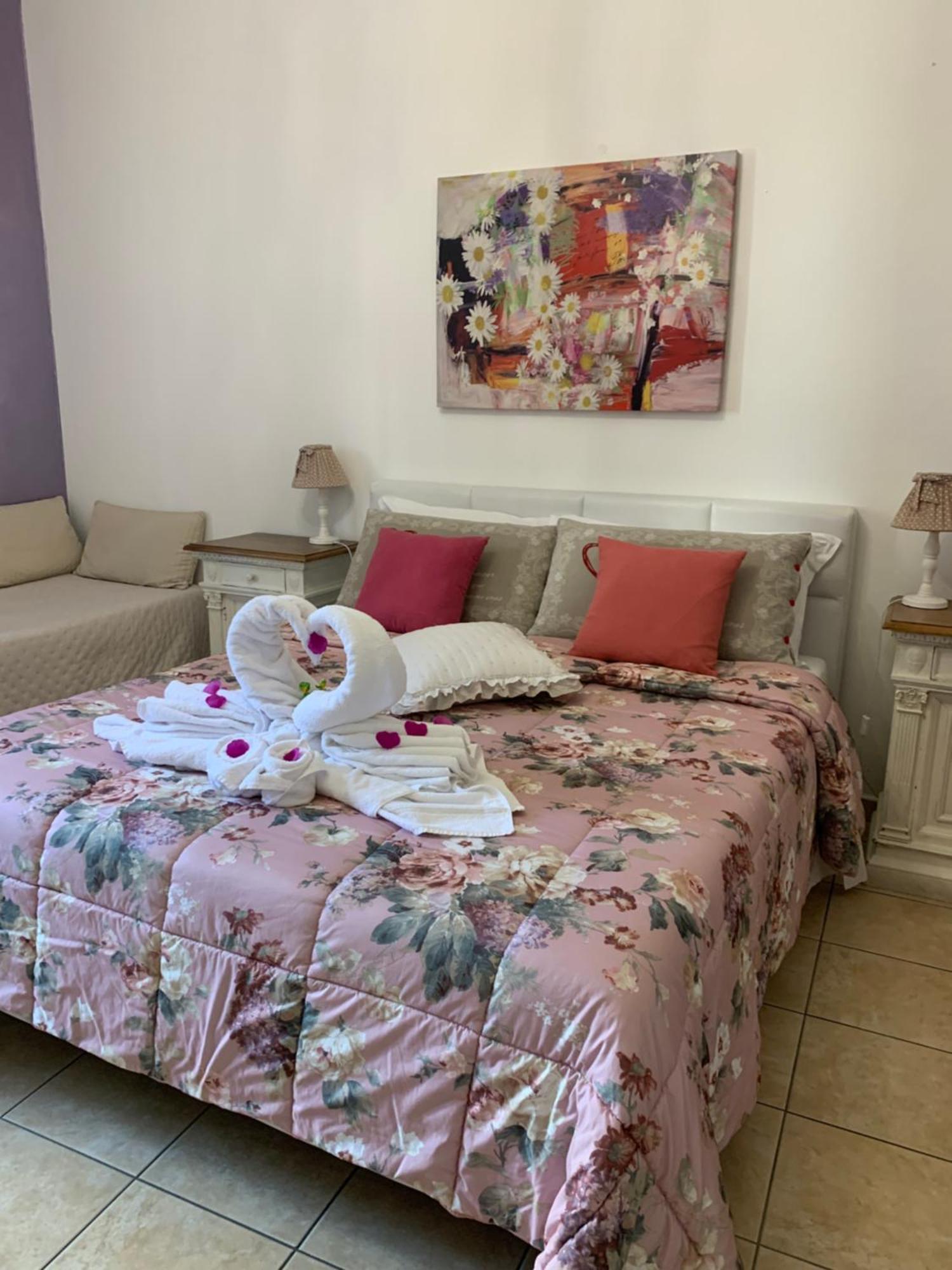 B&B Le Camere Di Livia Siena Eksteriør billede