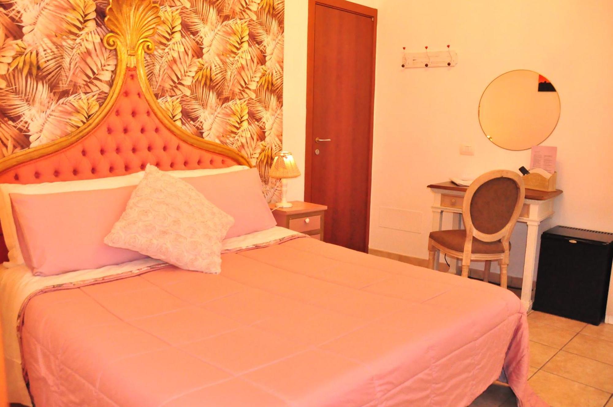 B&B Le Camere Di Livia Siena Eksteriør billede